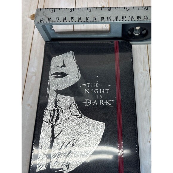 NEW Game Of Thrones Lootcrate Notebook Journal The Night Is Dark Full Of Terrors - Picture 8 of 9